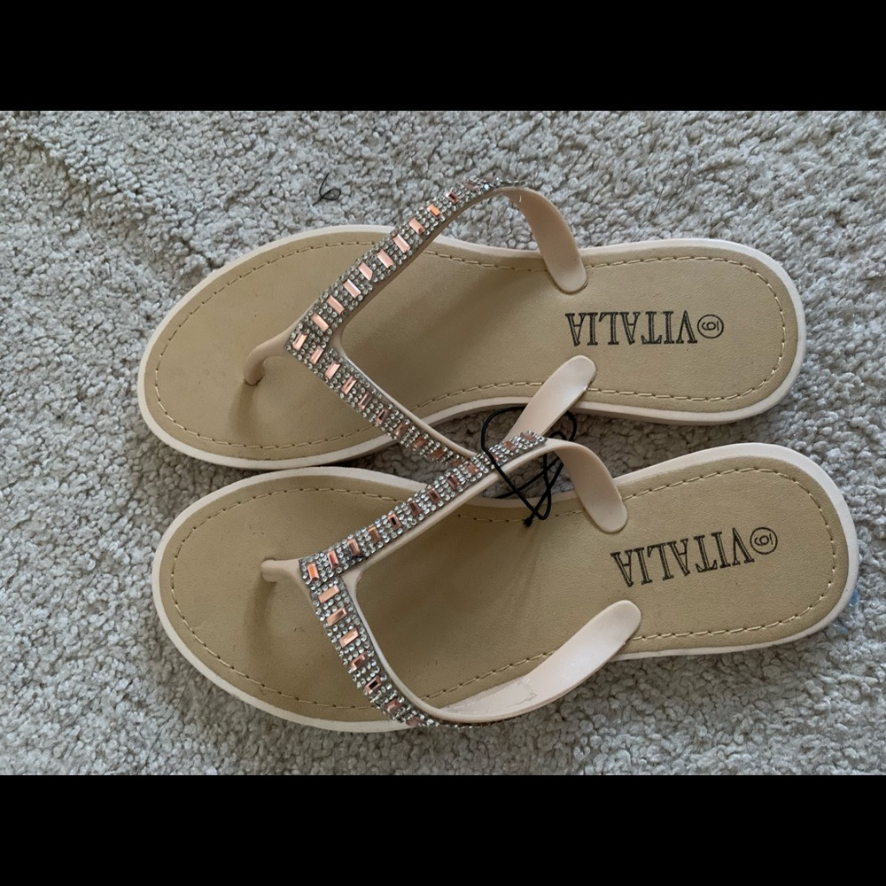 Rhinestone embellished flip flops in light pink
